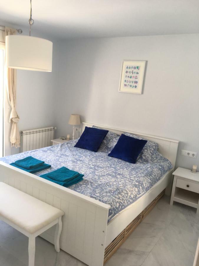 2 Bedroom Apartment In The Old Town, Close To The Beach L' Escala المظهر الخارجي الصورة