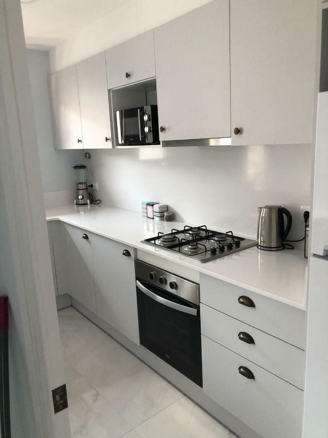 2 Bedroom Apartment In The Old Town, Close To The Beach L' Escala المظهر الخارجي الصورة