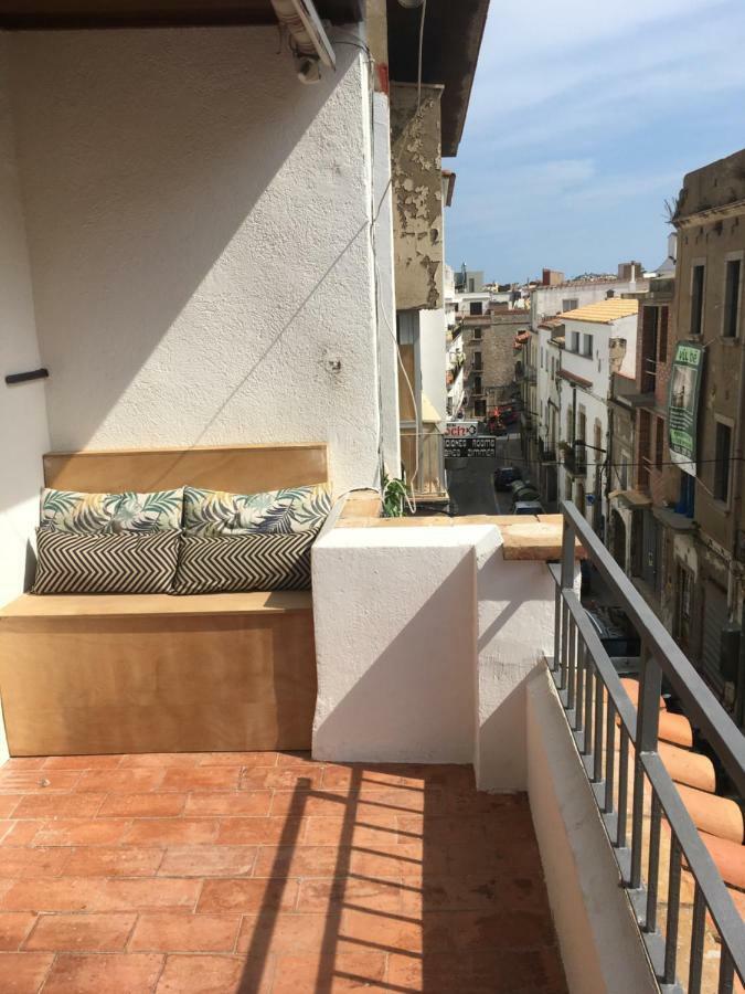 2 Bedroom Apartment In The Old Town, Close To The Beach L' Escala المظهر الخارجي الصورة
